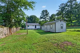 918 Beaumont Ave, High Point, NC 27260 - Photo 25