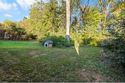 1447 Emerald Street, Winston-Salem, NC 27105 - Photo 23