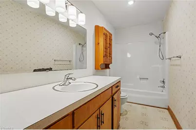 196 Wilmar Circle, Lexington, NC 27295 - Photo 15