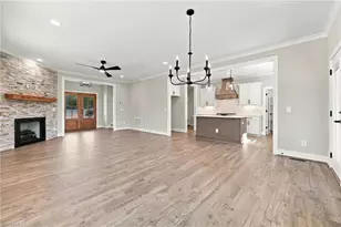 1368 Trafalgar Dr, High Point, NC 27262 - Photo 13