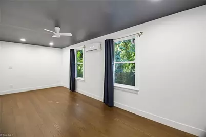 2536 Fernwood Drive, Greensboro, NC 27408 - Photo 15