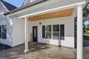 316 Pickett Pl, High Point, NC 27262 - Photo 5