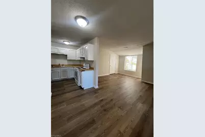 517 Market Street #G, Graham, NC 27253 - Photo 3