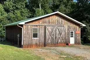 418 Cristi Ln, Dobson, NC 27017 - Photo 39