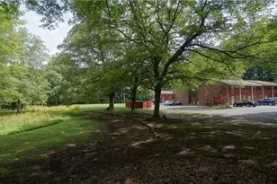 3300 Starlight Dr, Winston-Salem, NC 27107 - Photo 15