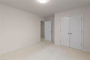 4621 Meadowside Terrace, High Point, NC 27265 - Photo 33