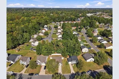 820 Blazingwood Drive, Greensboro, NC 27406 - Photo 29
