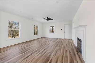 1009 Benjamin Parkway, Greensboro, NC 27408 - Photo 9