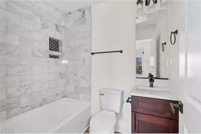 1009 Benjamin Parkway, Greensboro, NC 27408 - Photo 23
