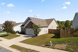 5372 Holbein Gate Rd, Walkertown, NC 27051 - Photo 3