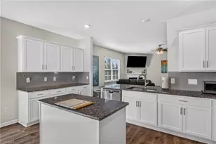 3591 Village Springs Dr, High Point, NC 27265 - Photo 21