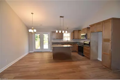 103 Fletchers Farm Drive, Thomasville, NC 27360 - Photo 5