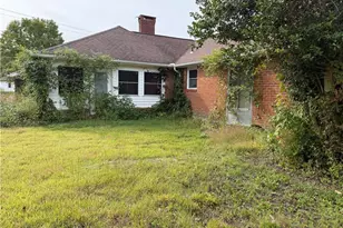1660 W Lexington Ave, High Point, NC 27262 - Photo 5