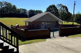 130 Chandler Hills Dr, Mount Airy, NC 27030 - Photo 5