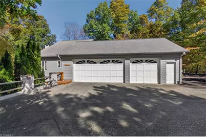 1740 Foxcliff Drive, Mebane, NC 27302 - Photo 43