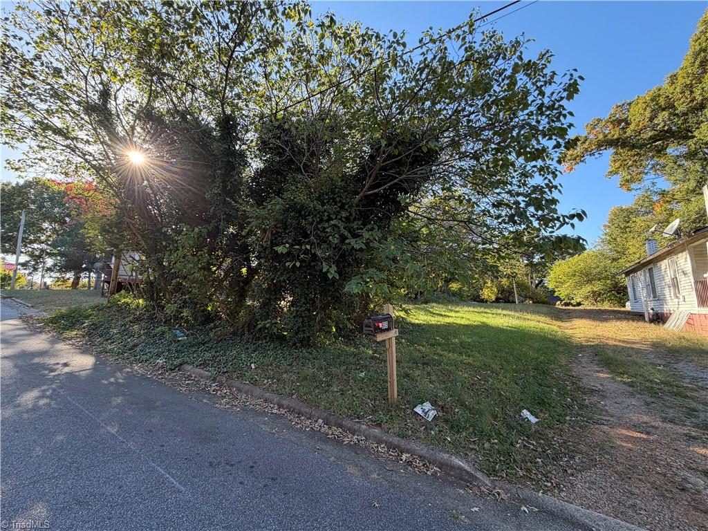 Hgi Point University 607 Bridges Dr, High Point, NC 27262 - MLS 1240118 - Coldwell Banker