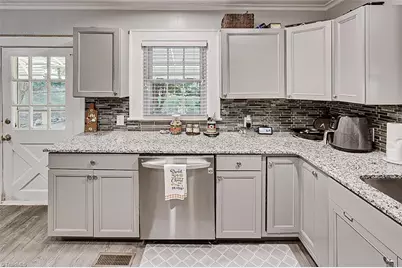 810 Worth Street, Asheboro, NC 27203 - Photo 23