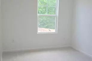 918 Pilot St, Haw River, NC 27258 - Photo 7