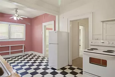 811 E Lexington Avenue, High Point, NC 27262 - Photo 11