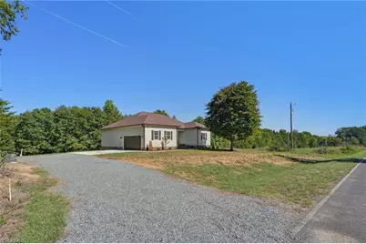 585 Maverick Road, Ruffin, NC 27326 - Photo 5