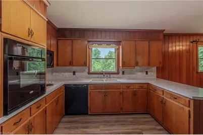 143 Gwynwood Drive, Mount Airy, NC 27030 - Photo 9