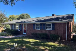 143 Gwynwood Dr, Mount Airy, NC 27030 - Photo 1
