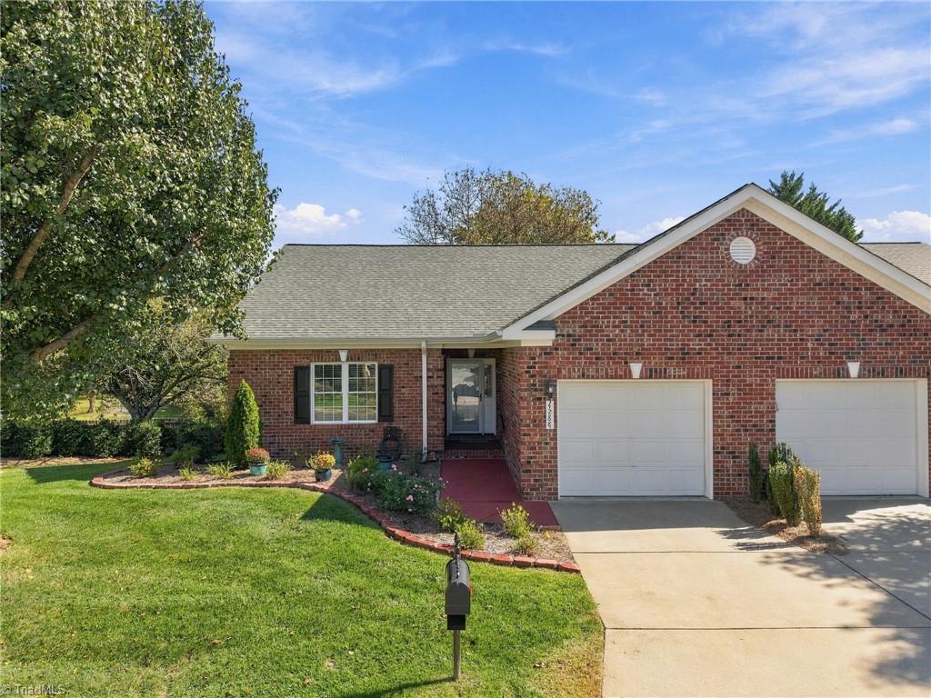 Hgi Point University 4288 Lumsden Ln, High Point, NC 27265 - MLS 1240203 - Coldwell Banker