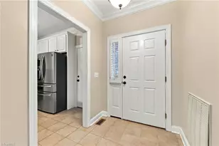 4288 Lumsden Ln, High Point, NC 27265 - Photo 3