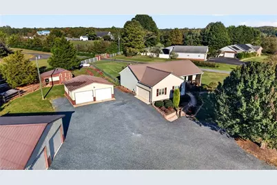 3027 Spoons Chapel Road, Asheboro, NC 27205 - Photo 9