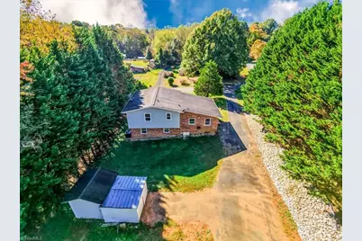 122 Old Childress Avenue, Mount Airy, NC 27030 - Photo 3