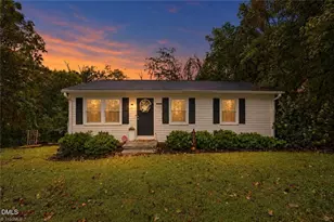 315 Lang Ct, Haw River, NC 27258 - Photo 1