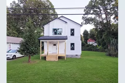207 Carolina Avenue, Thomasville, NC 27360 - Photo 1