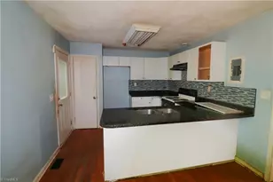 1605 Waverly St, High Point, NC 27265 - Photo 5