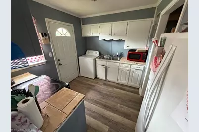 206 Lamberth Street, Reidsville, NC 27320 - Photo 3