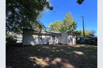 1702 Gavin Drive, High Point, NC 27260 - Photo 11