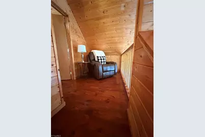 183 E Weaver Ford Road, Grassy Creek, NC 28631 - Photo 15