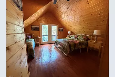 183 E Weaver Ford Road, Grassy Creek, NC 28631 - Photo 19