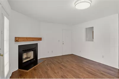 7149 W Friendly Avenue #D, Greensboro, NC 27410 - Photo 7