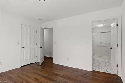 7149 W Friendly Avenue #D, Greensboro, NC 27410 - Photo 25