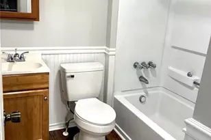 1206 Vernon Pl, High Point, NC 27260 - Photo 13