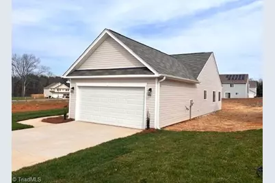 4256 Willingham Way, Winston-Salem, NC 27105 - Photo 3