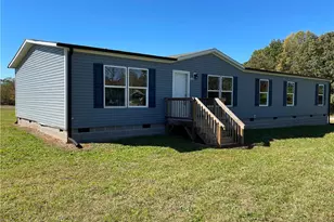 2202 Seagraves Rd, Hamptonville, NC 27020 - Photo 1