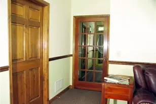 216 S Swing Rd, Greensboro, NC 27409 - Photo 5