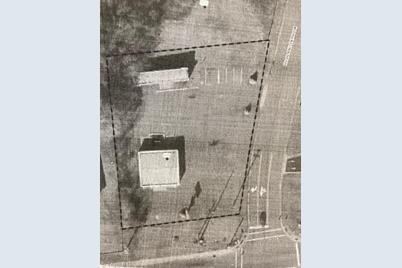 431 Kings Highway - Photo 1