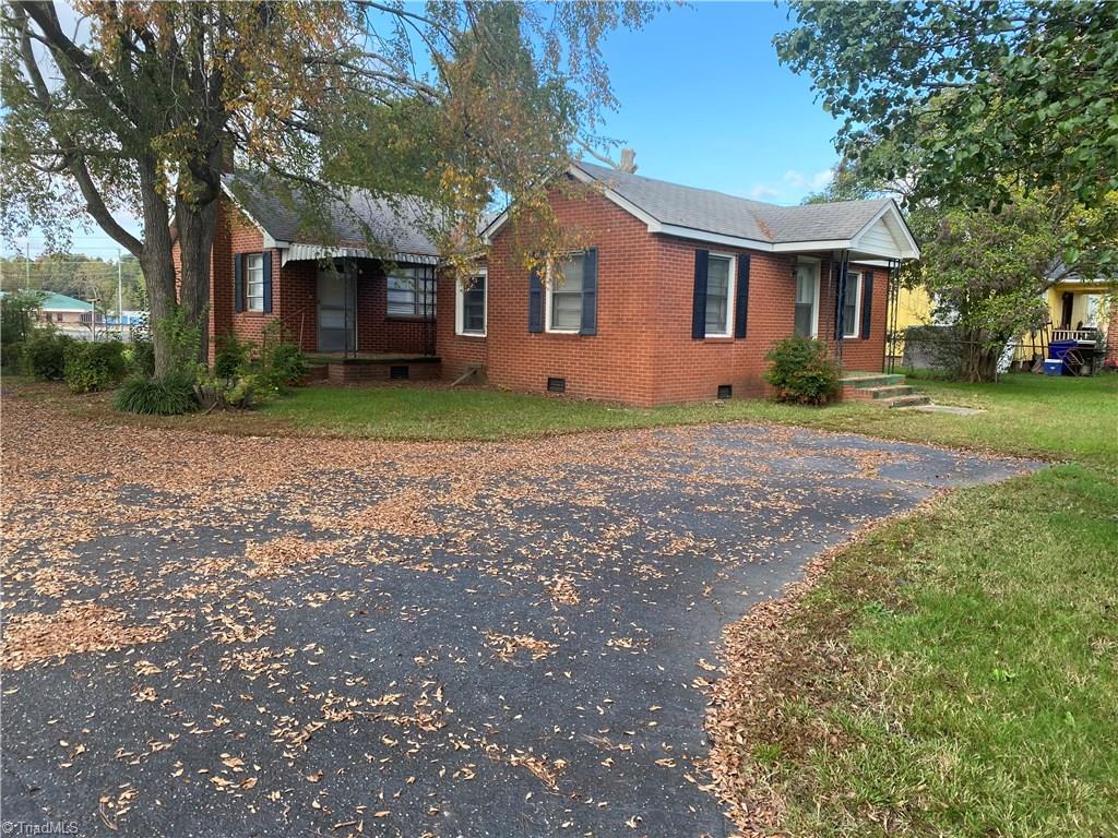 1401 E Raleigh St, Siler City, NC 27344 MLS 001044 Coldwell Banker