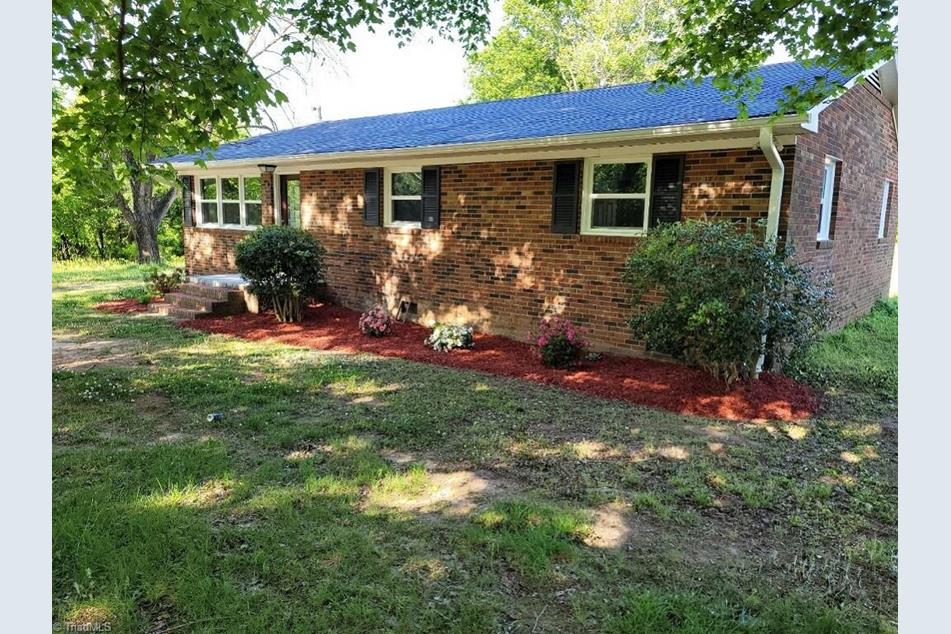 4517 McKnight Mill Rd, Greensboro, NC 27405 MLS 1023959 Coldwell Banker