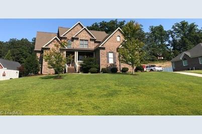 564 Sykes Farm Road - Photo 1