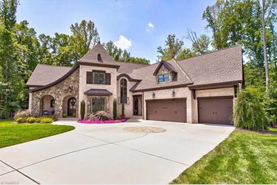 3213 Pasture View Drive - Photo 1