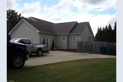 105 Saddlebred Loop, Stokesdale, NC 27357 - Photo 3