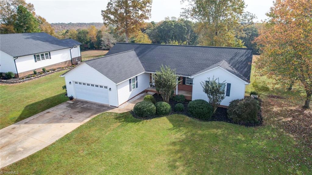 148 Linda Ln, Mocksville, NC 27028 MLS 1048812 Coldwell Banker